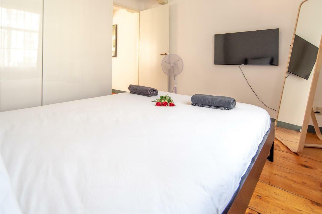 Spacious Central City With Big Private Sundeck! Ámsterdam