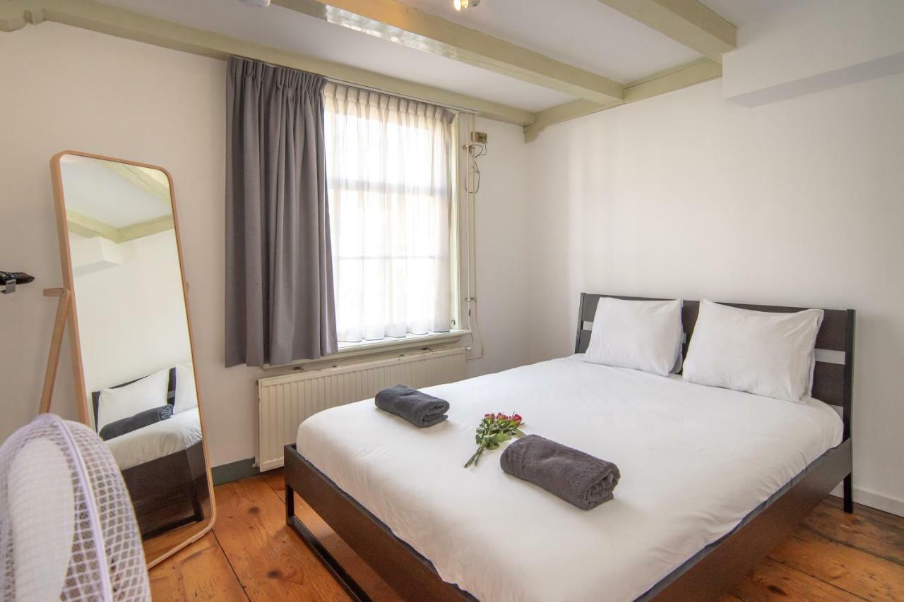 Spacious Central City With Big Private Sundeck! * Ámsterdam